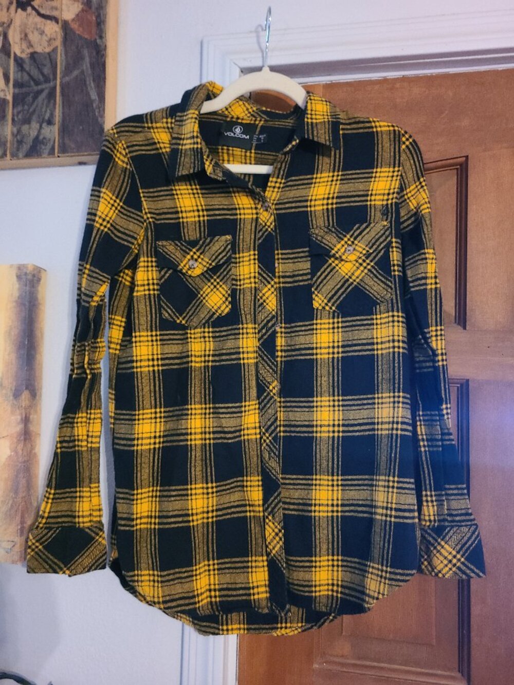 Volcom Long Sleeve Plaid Flannel Button Down Pockets Long Shirt Size XS